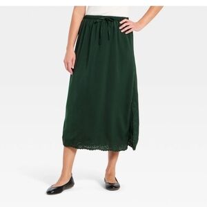 Universal Thread Women's Cutwork Midi A-Line Skirt, Dark GreenSize S